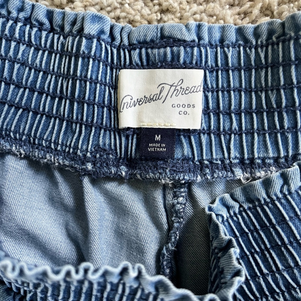 Universal Thread Blue Jean Shorts - Picture 2 of 4